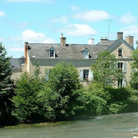 Chambres D'Hotes Le Pont Romain Montfort-le-Gesnois Ngoại thất bức ảnh