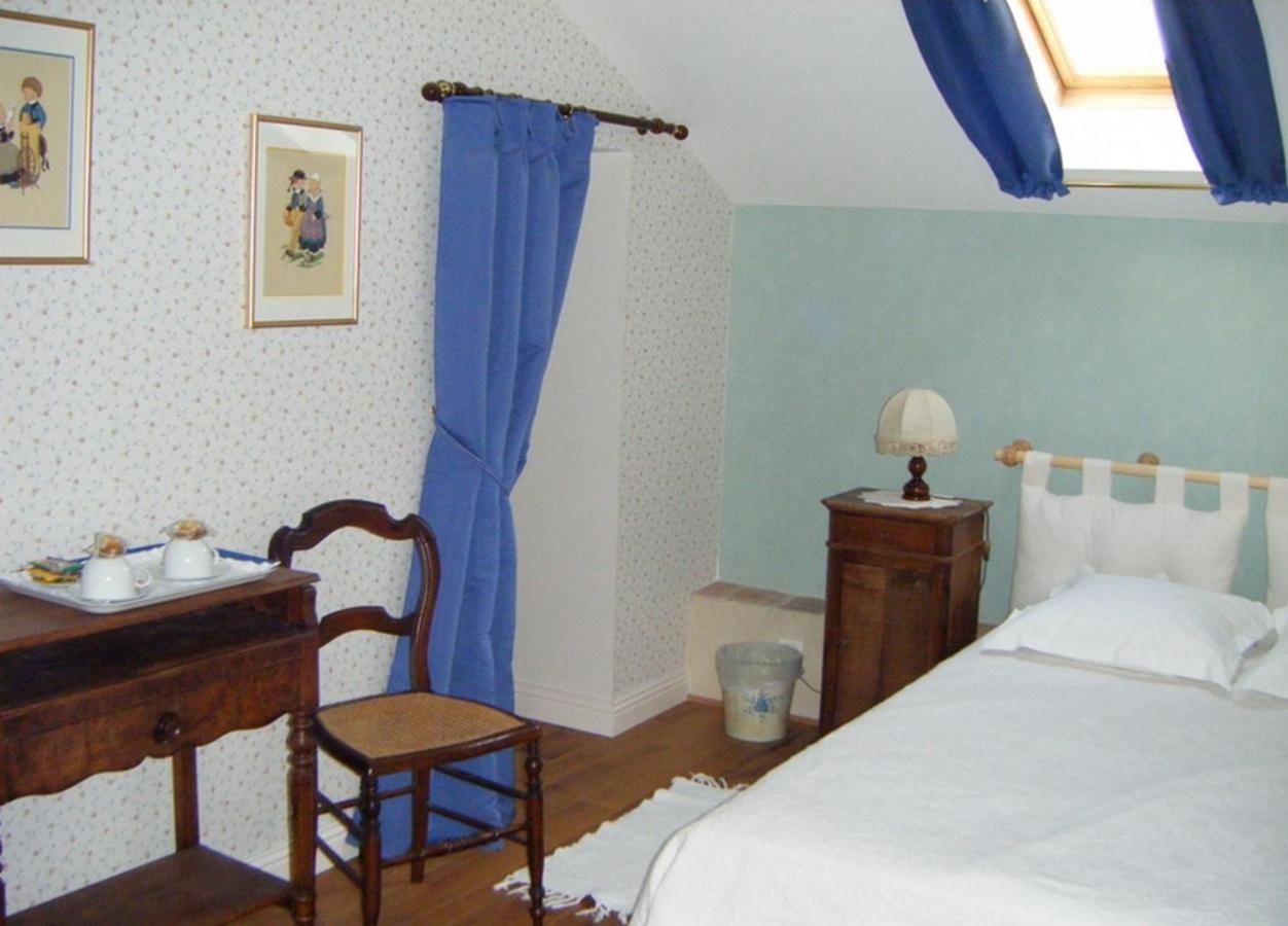 Chambres D'Hotes Le Pont Romain Montfort-le-Gesnois Ngoại thất bức ảnh